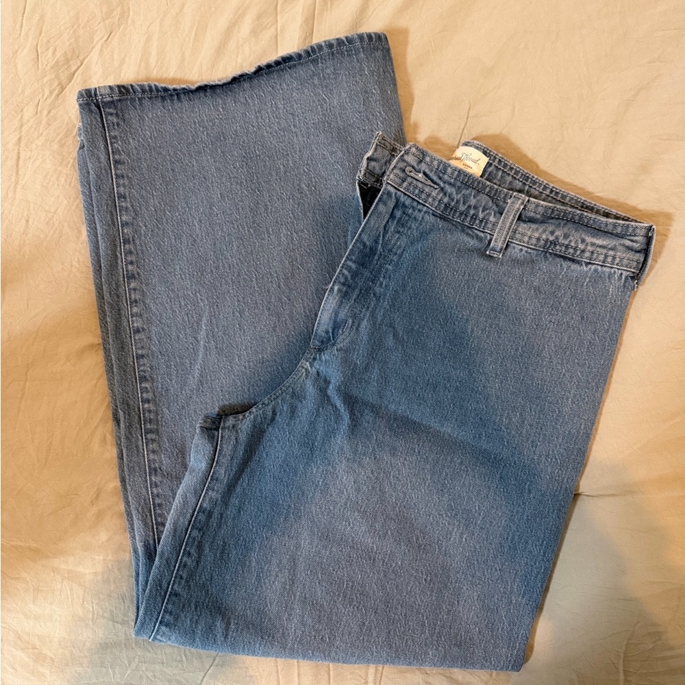 Universal Threads (Target) Women’s Wide Leg Jeans